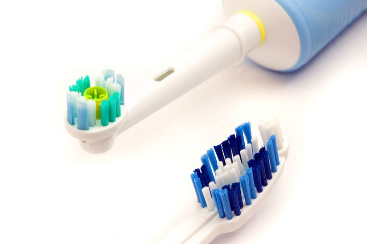 Typy elektrických zubních kartáčků