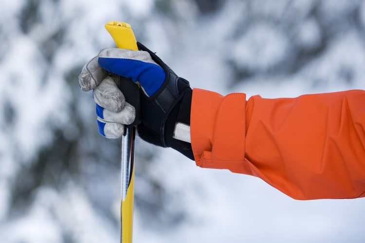Lyžařské rukavice na lyžování
