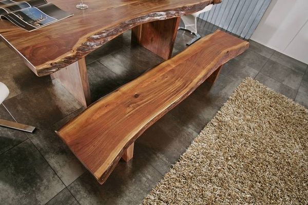 Kuchyňská lavice z masivního dřeva