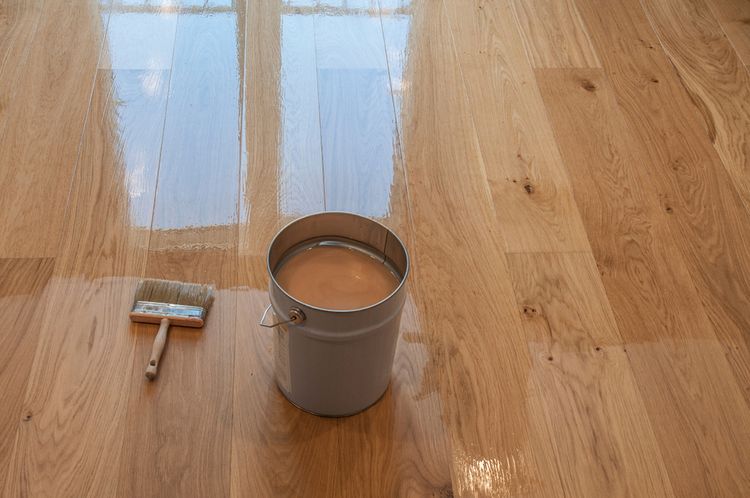 Jak ošetřit dřevěnou podlahu?