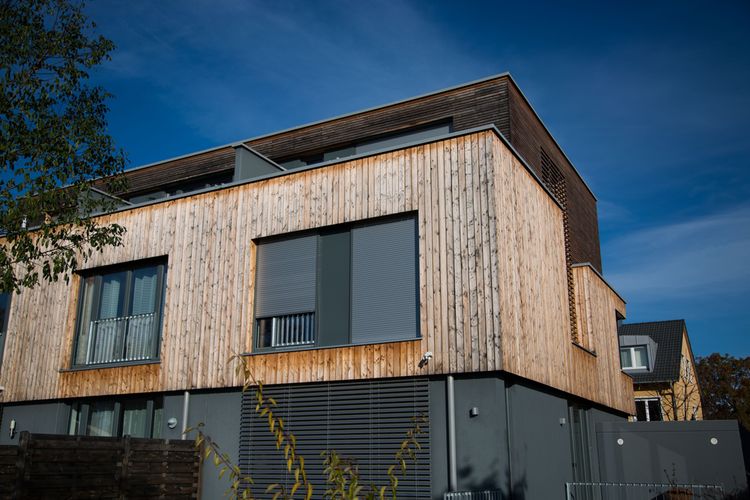 Moderní dřevěná fasáda na dům