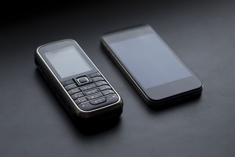 Starý vs nový mobilní telefon