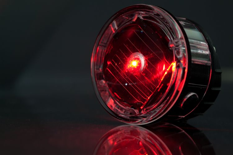 Červené LED zadní světlo na kolo