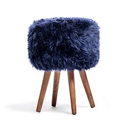 Stolička s tmavě modrým sedákem z ovčí kožešiny Royal Dream