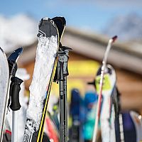 Jak se správně starat o lyže během sezóny a po ní?