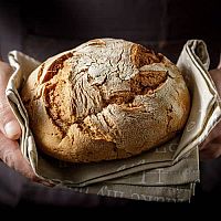 Pečení chleba doma – co by vám nemělo chybět?