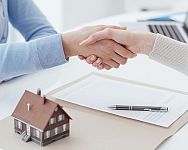 Pojištění nemovitosti vs. pojištění domácnosti – rozdíly, srovnání, zkušenosti