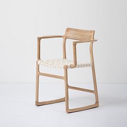 Jídelní židle z masivního dubového dřeva s područkami a bílým sedákem Gazzda Fawn