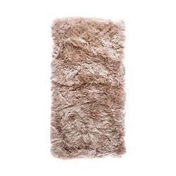 Světle hnědý koberec z ovčí kožešiny Royal Dream Zealand, 140 x 70 cm